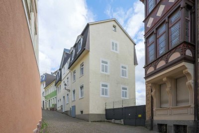 Sichern Sie Ihre Zukunft
Eine gute Adresse für Ihr Geld
Mehrfamilienhaus in Baden-Baden zu verkauf