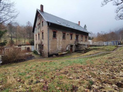 Großes Sanierungsobjekt für Kapitalanleger!