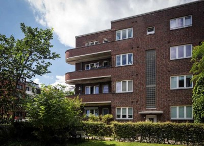 Bismarckstraße | Hoch oben mit schönem Fernblick - 3 Zimmer-Dachgeschosswohnung