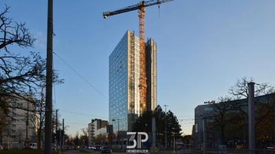 High Five: Coole und sonnige Loftwohnungen mit Loggia und Panoramaaussicht