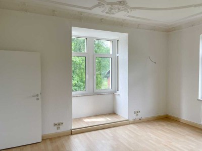 Wohnen mit Komfort im Denkmal: 2-Zimmer-Wohnung inklusive Einbauküche in Klingenthal
