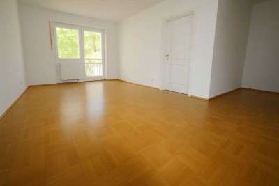 Exklusive 2-Raum-Wohnung mit gehobener Innenausstattung mit Balkon und EBK in München Milbertshofen