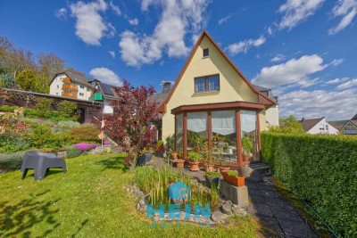 Ihr persönlicher Rückzugsort: Gemütliches Einfamilienhaus mit Gartenidylle