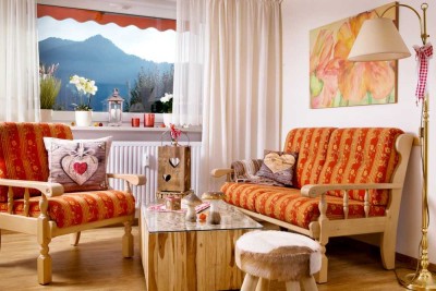 Geschmackvolle, modernisierte 1-Raum-Ferienwohnung mit gehobener Innenausstattung und Terrasse