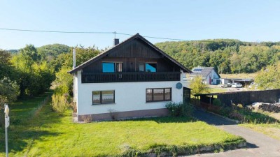 Großzügiges Einfamilienhaus mit Potenzial – 215 m² Wohnfläche auf 1.200 m² Grundstück in Wilzenberg
