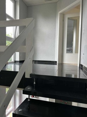 Schöne 3-Zimmer-Wohnung + große Wohnküche in Stetten a. k. M. (BITTE GERNE TELEFONISCH MELDEN!)