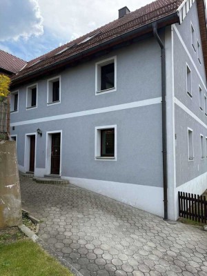 Platz für die ganze Familie: Einfamilienhaus in Luhe-Wildenau