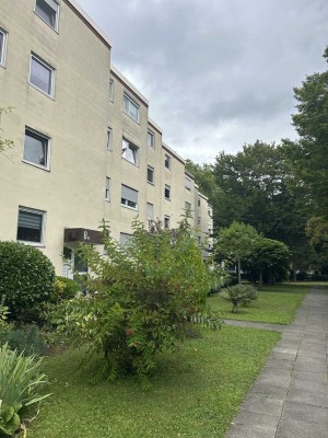 Ohne Provision: : Attraktive 2-Zimmer-Dachgeschosswohnung mit Balkon in Frankenthal (Pfalz)