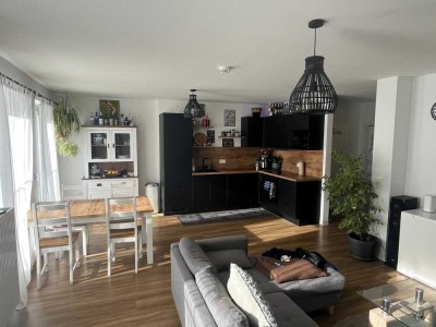 Helle und großzügige 4-Zimmer-Wohnung in ruhiger Lage von Dachau