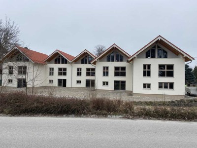 MODERNES, SCHÖNES REIHENHAUS IN RUHIGER, SCHÖNER WOHNLAGE IN  LECHBRUCK AM SEE