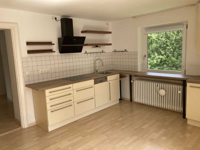 Freundliche 3-Zimmer-Wohnung mit Süd-Balkon und EBK in Starnberg/Söcking