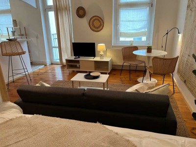 1-Zi. Apartment (45qm) , Warmmiete 1400,00, vollmöbliert, Berlin-Nähe Hbf, Tiergarten