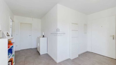 **NEU** Sanierte 2-Zi.-Whg. mit großem Balkon & Platz für´s Home-Office!