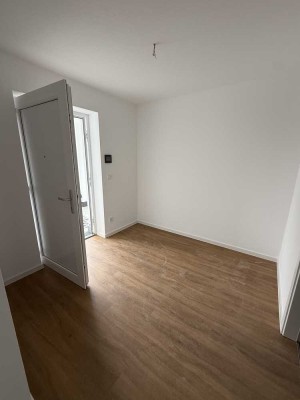 TOP ausgestattete familienfreundliche Stadtwohnung – modern, ruhig, Balkon