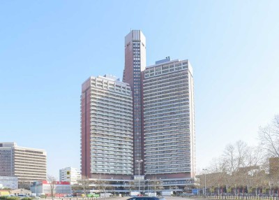 Freie 3-Zimmer-Wohnung mit Stellplatz im Uni-Center