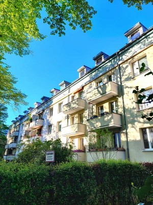 Provisionsfrei - Wohnen im schönen Grünau, mit Balkon