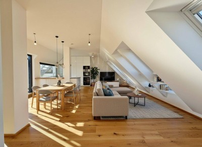 Dachterrassenwohnung im Servitenviertel mit Garage