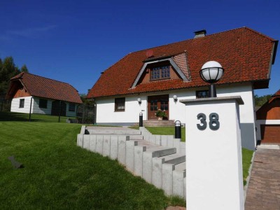 Modernes LandhausTrio in ruhiger Waldrandlage - zum Kauf in Menden (Sauerland)