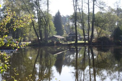 Großes Grundstück am Wasser mit 3-Zimmer-Einfamilienhaus in Heidesee, Brandenburg, nahe Berlin