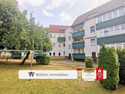 3 Zimmer | Wohnküche | Balkon | grünes Umfeld - schicke sanierte Altbauwohnung in Engelsdorf