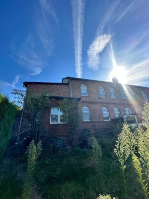 ...EHRENSACHE... Doppelhaushälfte im klassischen Zechenhaus-Stil!