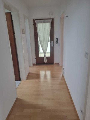Freundliche 3,5-Raum-Wohnung mit EBK und Balkon in Leutenbach