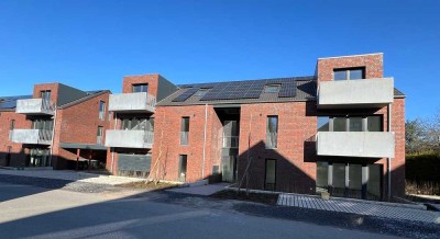 Helle, moderne 3 Zimmer Erdgeschosswohnung (Glasfaser, Terrasse, Wallbox, Wärmepumpe) im Rosendorf