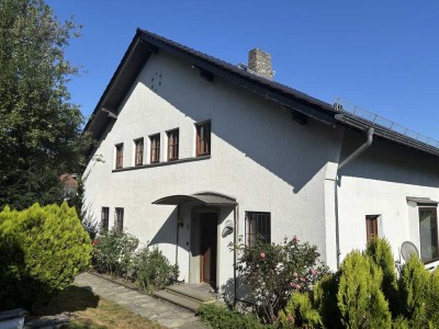 Stilvoll und charmant: Einfamilienhaus mit Fernblick