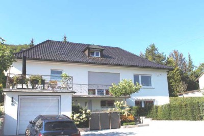 Traumhafte Villa mit Einliegerwohnung in bester Wohnlage