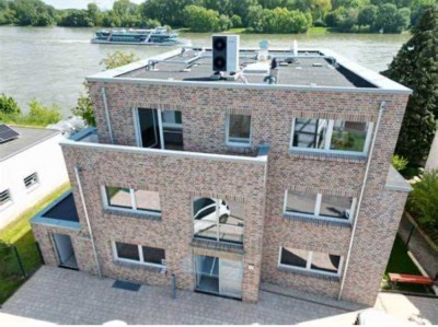 Neubau Luxus 2,5-Zimmer Wohnung, erste Rheinlage von Widdig