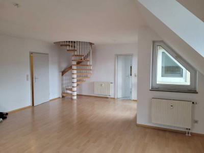 Exklusive 2-Zimmer-Maisonette-Wohnung mit Balkon in Würzburg