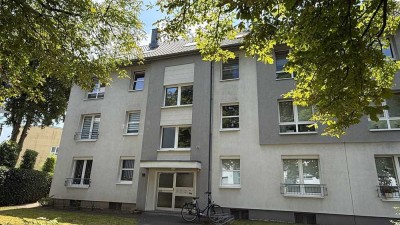 schöne helle 2 Zimmer Eigentumswohnung mit Balkon