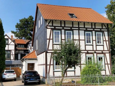 Geräumiges Fachwerkhaus mit Carport in Osterwieck
