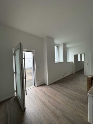 Kernsanierte Wohnung, 10 Minuten vom Zentrum Koblenz entfernt