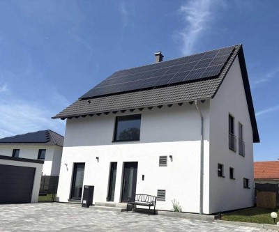 Neubau-EFH mit Photovoltaik & KfW Standard - direkt vom Eigentümer