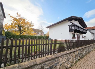 Lichtdurchflutetes Einfamilienhaus mit Doppelgarage in ruhiger familienfreundlicher Umgebung