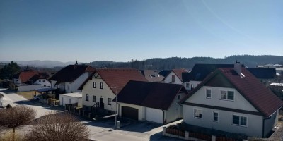 Sonnendurchflutete Genossenschaftswohnung in Lichtenau mit Loggia (voll möbliert)