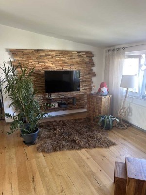 Exklusives Wohnerlebnis mit besonderem Charme – 3,5-Zimmer-Wohnung in Top-Zustand