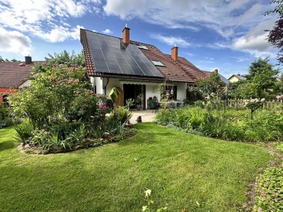 Charmante DHH mit Traumgarten im Ortsteil Hörstein