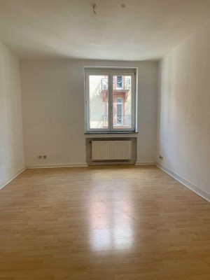 Großzügige 2 Zimmer Wohnung in Mannheim