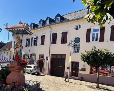 Romantische Dachwohnung im Herzen von Hochheim