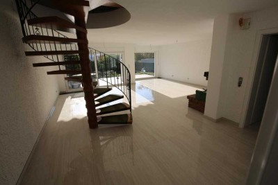 Exklusives Eckreiheneckhaus in Bestlage, modernisiert, energieeffizient und bezugsfertig!Frankenthal