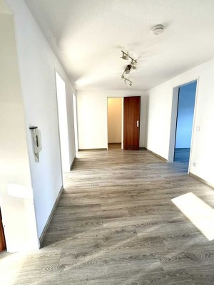 Helle 3-Zimmer-Dachgeschoss in Remscheid Bergisch Born