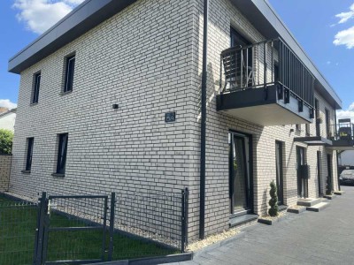 3 Zimmer Neubau*Küche*Garten*Stellplatz