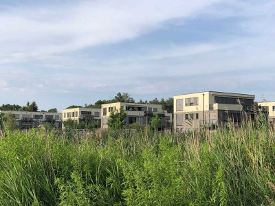 Zwei moderne 2-Raum-Wohnungen mit Balkon am See in Bestensee