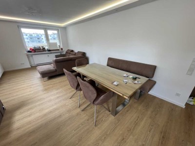 Erstbezug nach Sanierung: schöne 2-Zimmer-Wohnung komplett möbliert in Köln