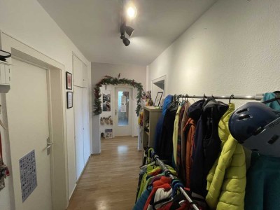 Helle 4-Zimmer Wohnung mit Balkon in Bonn-Bad Godesberg