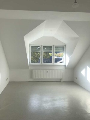 Freundliche und gepflegte 2-Zimmer-Dachgeschosswohnung in Koblenz-Horchheim