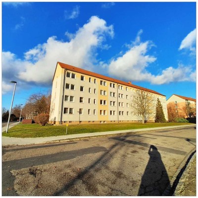 3-Raum-Wohnung mit Spielraum für kreative Wandgestaltung