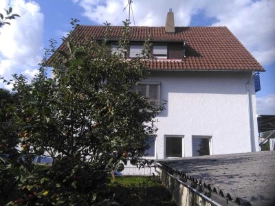 3,5-Zimmer-Dachgeschosswohnung mit Galerie